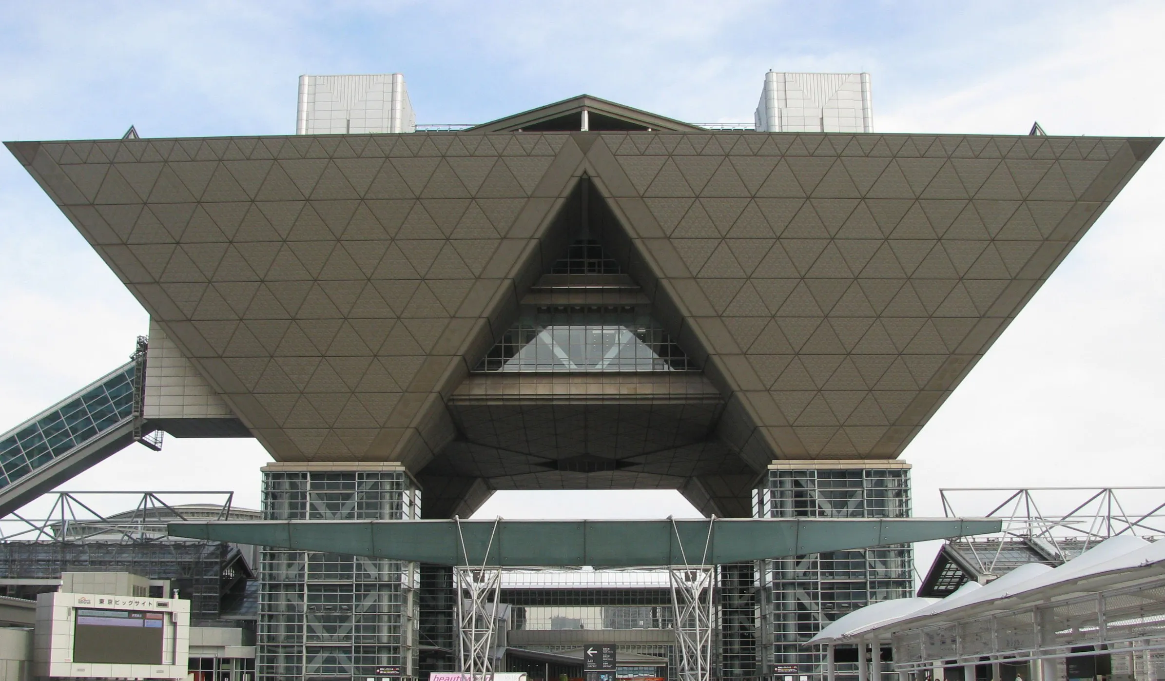 Olympic venue occupation risk for Japan expo market
