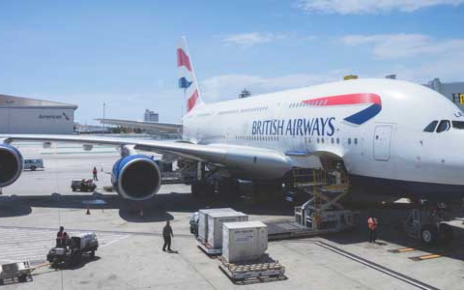 Carlson Wagonlit customers to avoid airlines' surcharge on participating distributors