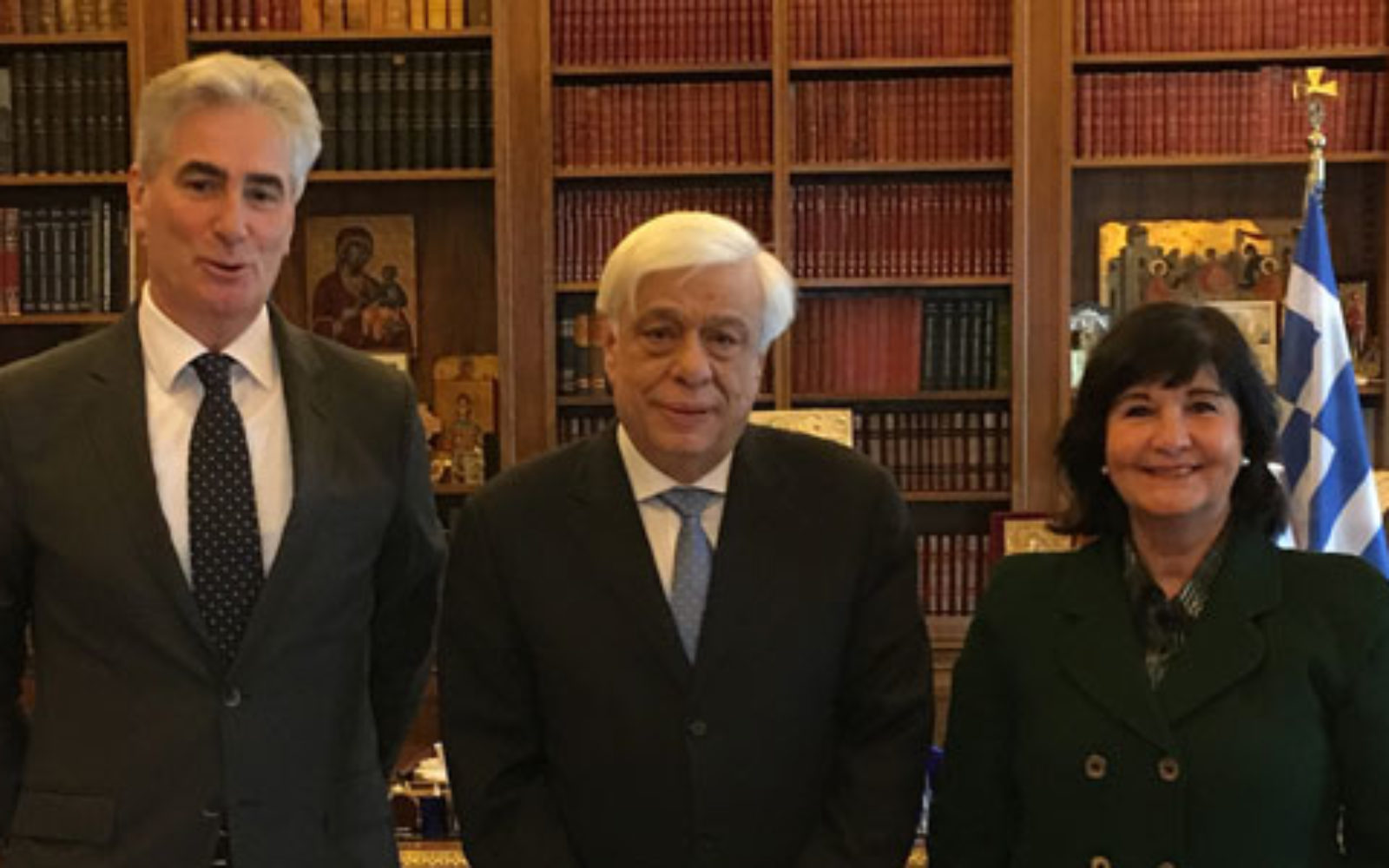 IFLA books in to Athens