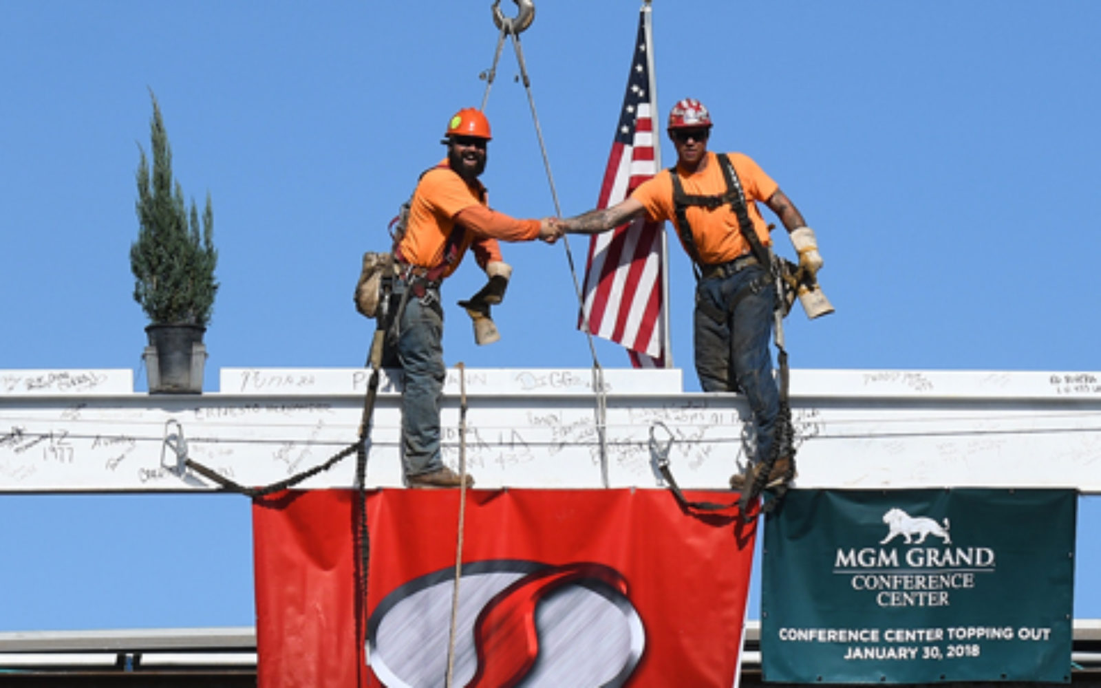 MGM Grand Conference Center tops out in Vegas