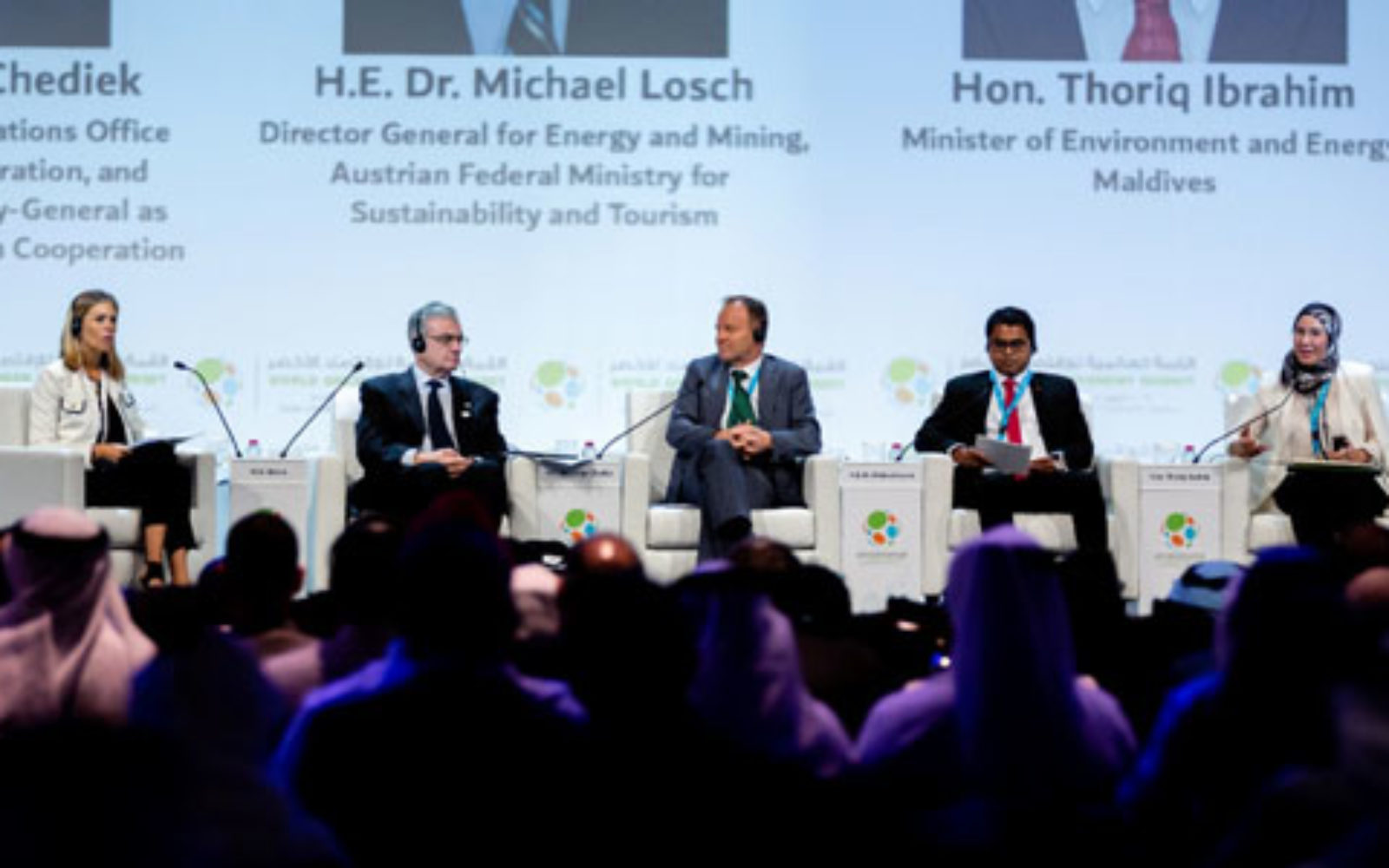 Maktoum bin Mohammed attends 5th World Green Economy Summit 2018 in Dubai