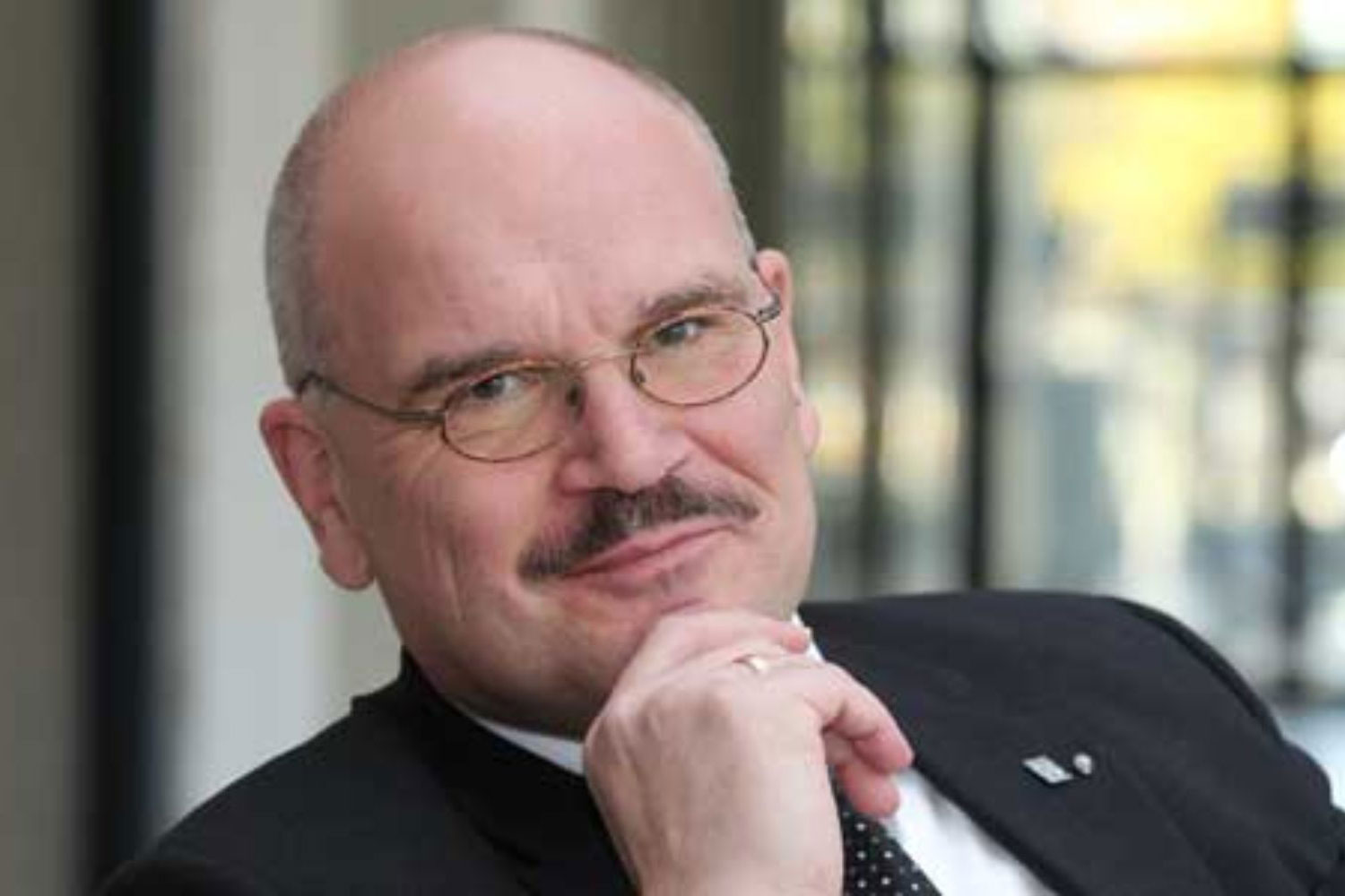 Joachim König picks up 2019 JMIC Unity Award