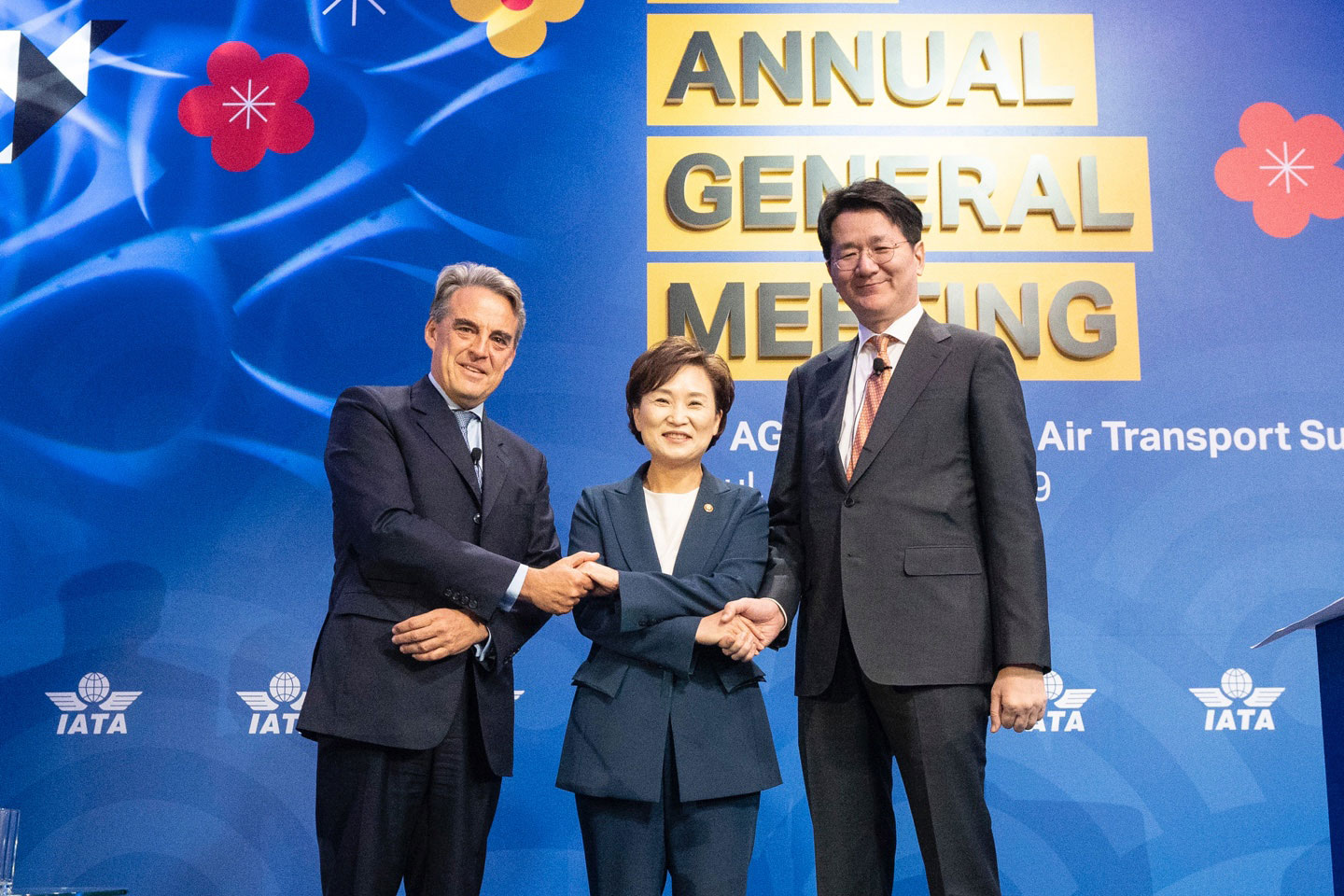Korean Air hosts 75th IATA AGM and celebrates two anniversaries