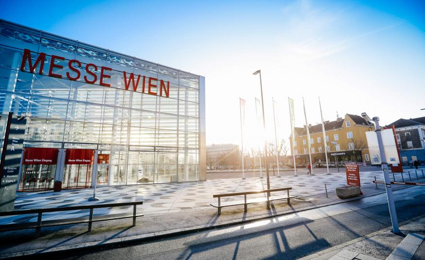 Reed Messe Wien converts into a hospital