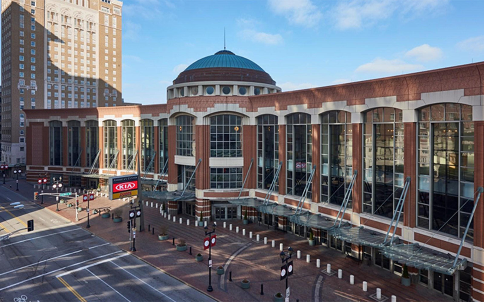 St Louis selects new venue and client management partners