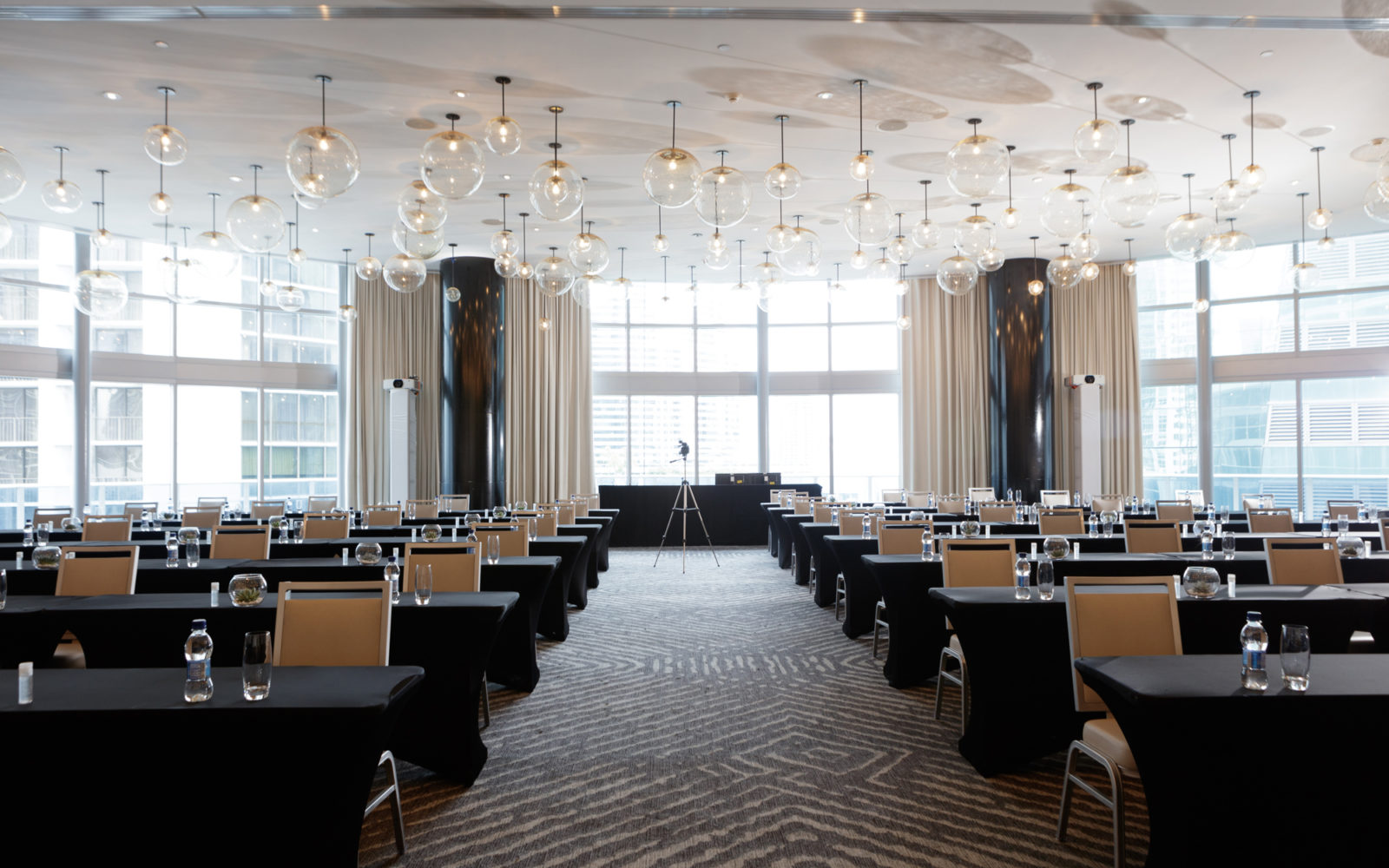 IHG launches enhanced ‘Meet with Confidence’ programme and scraps cancellation fees