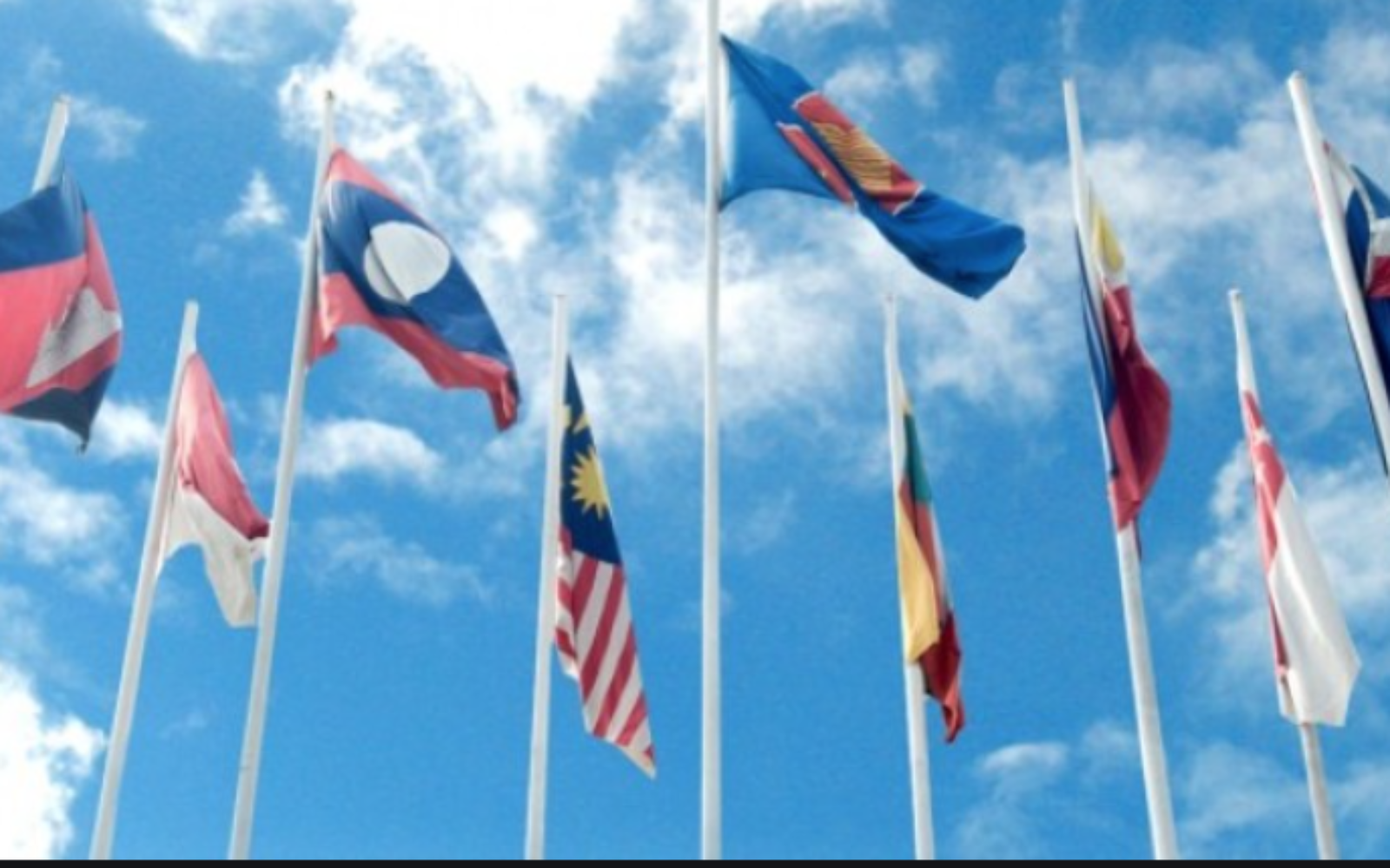 Fifteen Asia-Pacific countries sign free trade deal that covers 28% of global trade