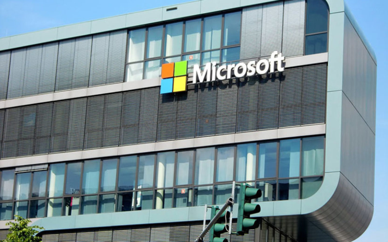 Microsoft Ignite restarts in-person tech events