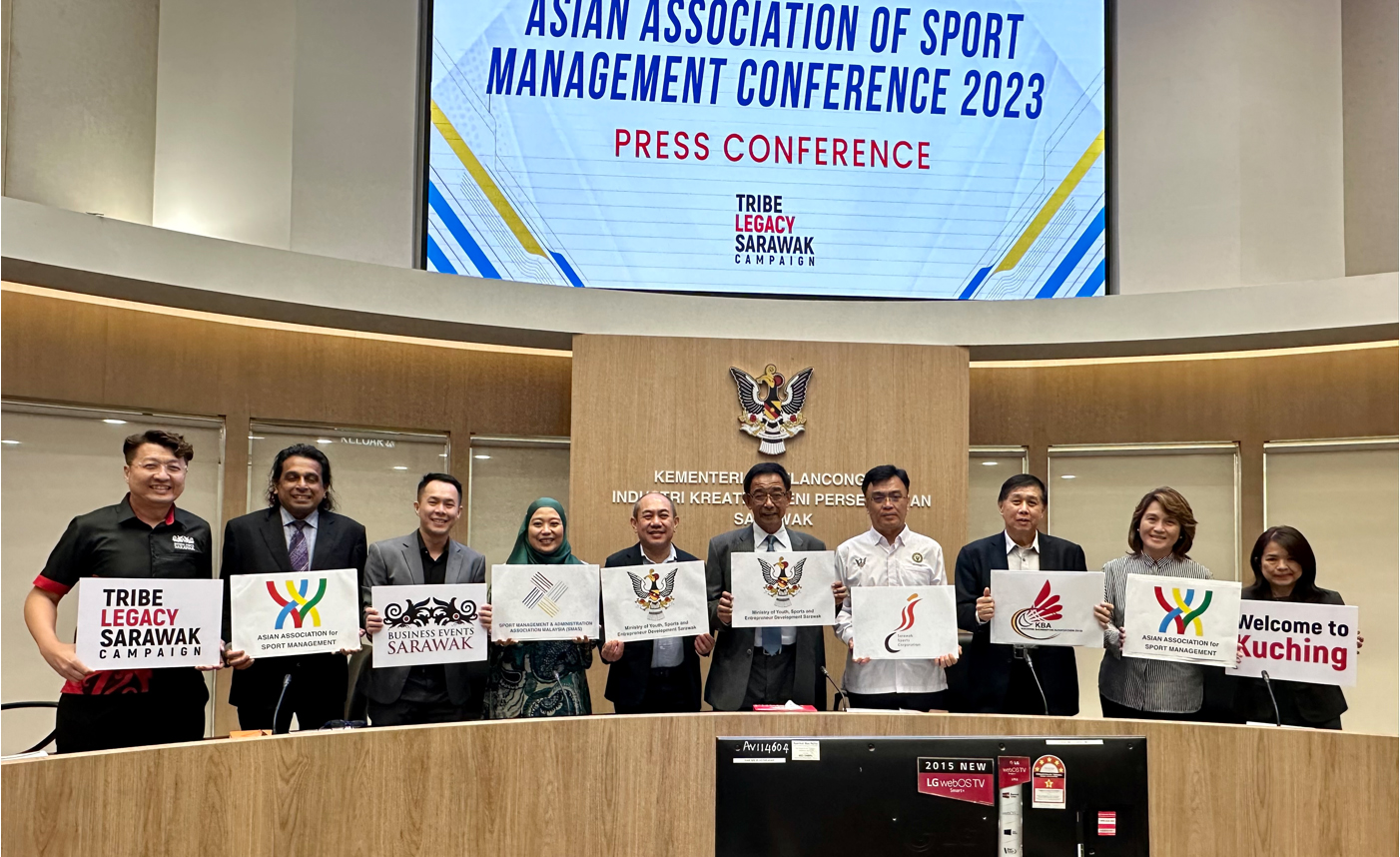 Sarawak wins global sports management conference