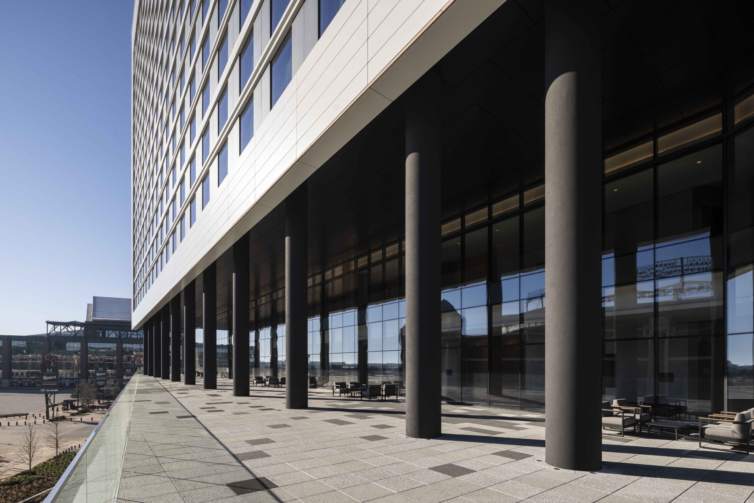 $350m Loews Arlington Hotel and Convention Center opens its doors
