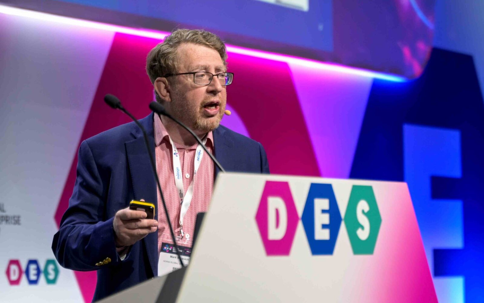 AI adoption critical by 2025, warn experts at DES